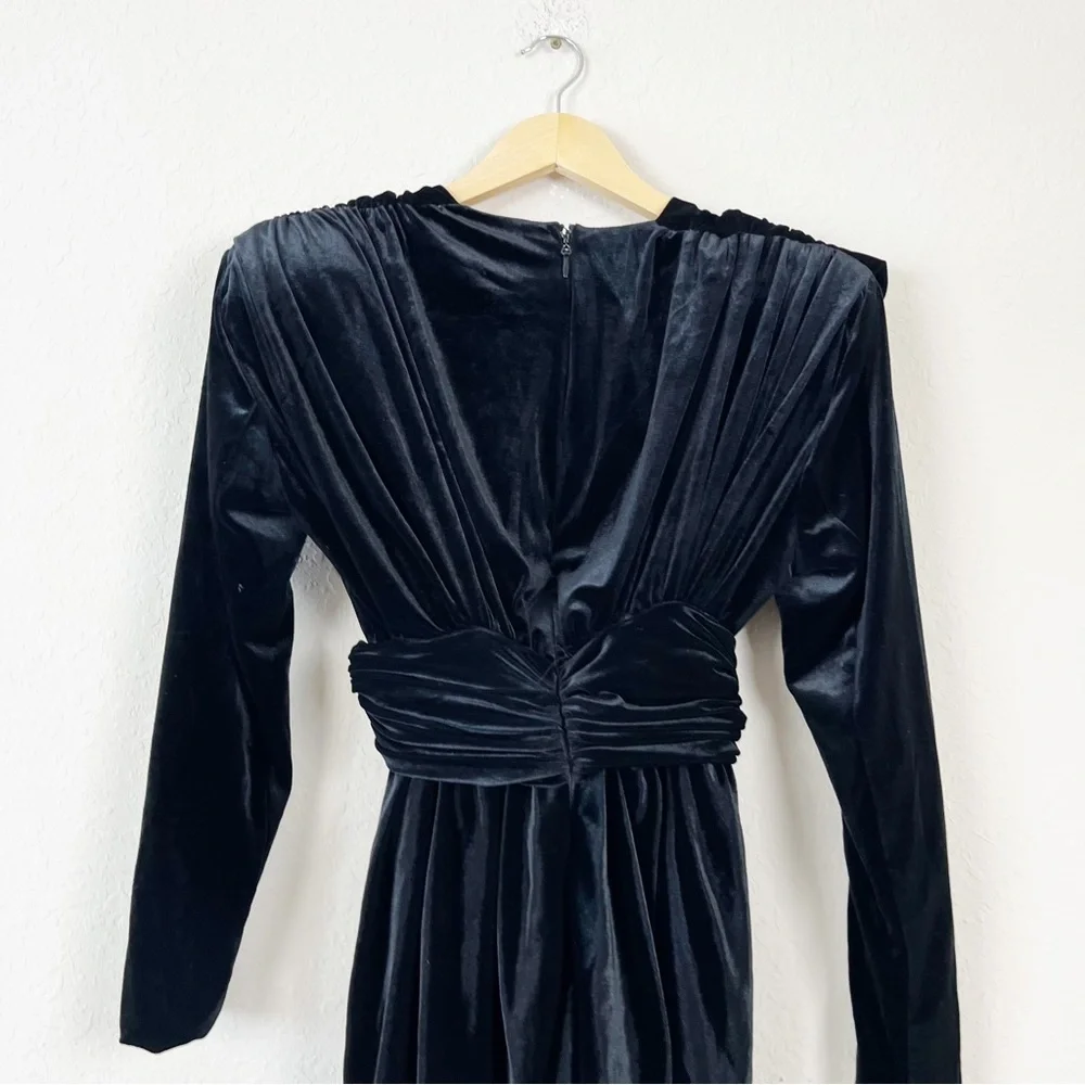 House of CB Dress Farrah Black Velvet Plunge Mini Dress Size Medium - Picture 7 of 7